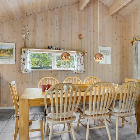 Fantastisches Haus Mit 4 Schlafzimmern *