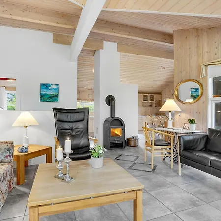 Fantastisches Haus Mit 4 Schlafzimmern Hjørring